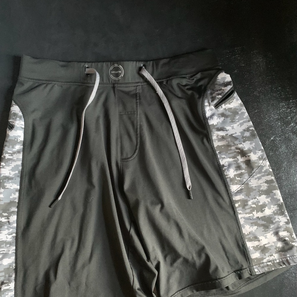 Hylete Helix 2 Shorts- L Above knee